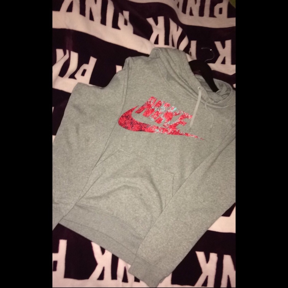Nike hoodie